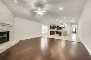 601 Elm Creek Dr, Lewisville, TX 75056 - Photo 11