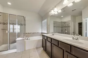 601 Elm Creek Dr, Lewisville, TX 75056 - Photo 5
