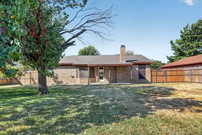 208 Asbury Drive, Saginaw, TX 76179 - Photo 35