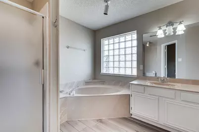 32 Connecticut Avenue, Midlothian, TX 76065 - Photo 11
