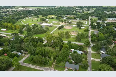 706 Spruce Street, Teague, TX 75860 - Photo 9