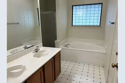 1225 Eaton Lane, Grapevine, TX 76051 - Photo 15