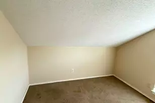 2918 Lake Valley Dr, Garland, TX 75040 - Photo 17
