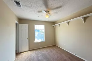 2918 Lake Valley Dr, Garland, TX 75040 - Photo 27
