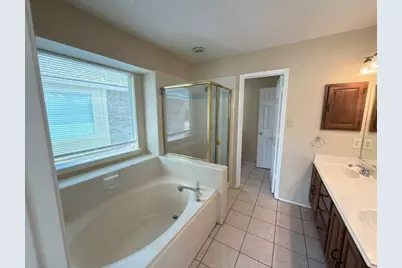 2918 Lake Valley Drive, Garland, TX 75040 - Photo 23