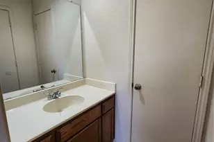 6702 S Creek Dr, Fort Worth, TX 76133 - Photo 13