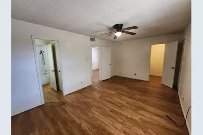 6702 S Creek Drive, Fort Worth, TX 76133 - Photo 11