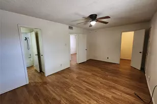 6702 S Creek Dr, Fort Worth, TX 76133 - Photo 11