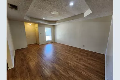 6702 S Creek Drive, Fort Worth, TX 76133 - Photo 3