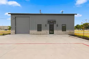 108 E 6th St, Justin, TX 76247 - Photo 1