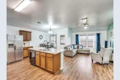 1434 Meadow Creek Drive, Princeton, TX 75407 - Photo 13