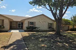 404 Tiffany Trail, Richardson, TX 75081 - Photo 1
