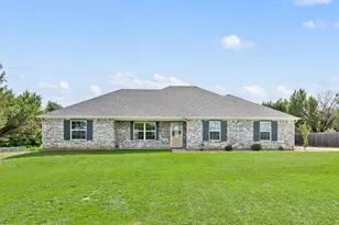 4000 Goliad Dr, Granbury, TX 76048 - Photo 3