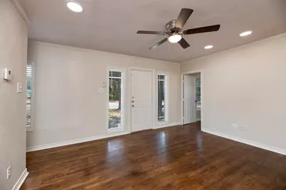 8823 San Benito Way, Dallas, TX 75218 - Photo 15