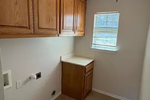 1231 W Hyman St, Stephenville, TX 76401 - Photo 7