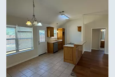 1231 W Hyman Street, Stephenville, TX 76401 - Photo 5