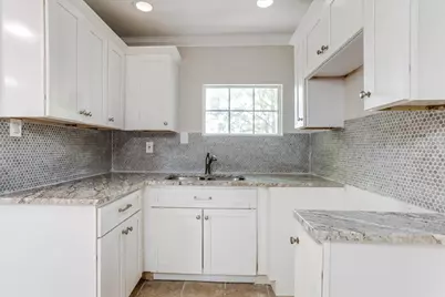 930 S Vernon Avenue, Dallas, TX 75208 - Photo 13