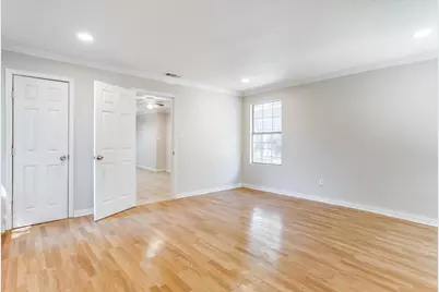 930 S Vernon Avenue, Dallas, TX 75208 - Photo 15
