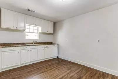 930 S Vernon Avenue, Dallas, TX 75208 - Photo 19