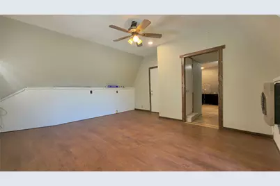 157 Business Boulevard, Granbury, TX 76049 - Photo 9