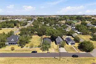 210 E Main St, Celina, TX 75009 - Photo 3