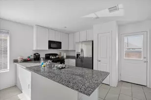 2209 Ava Dr, Ennis, TX 75119 - Photo 3
