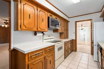 925 Bradley Drive, Athens, TX 75751 - Photo 11