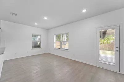 4651 Raleigh Dalton Road, Dallas, TX 75227 - Photo 11