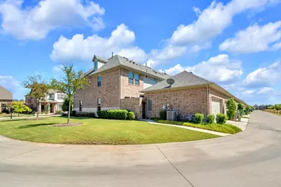 4524 Meadow Hawk Drive, Arlington, TX 76005 - Photo 3