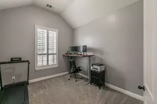 405 Marbrook Ct, Fort Worth, TX 76131 - Photo 5