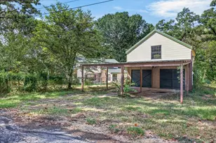 110 Hidalgo Loop, Payne Springs, TX 75156 - Photo 3