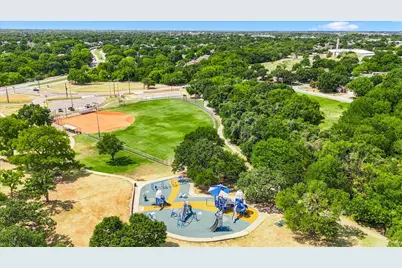 1636 Fuqua Drive, Flower Mound, TX 75028 - Photo 37