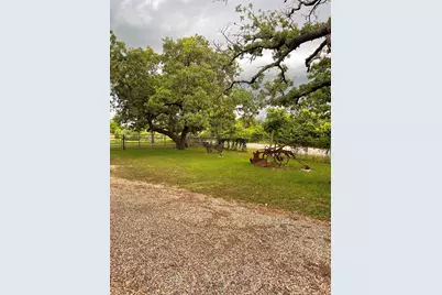 8475 Peden Road, Reno, TX 76020 - Photo 11