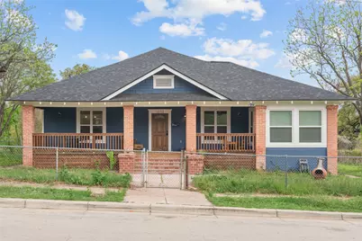 1013 Poindexter Street, Fort Worth, TX 76102 - Photo 1