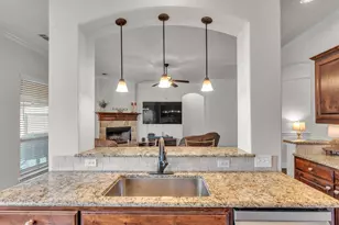 203 Cambridge St, Waxahachie, TX 75165 - Photo 27
