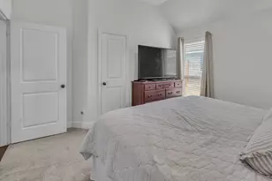 203 Cambridge St, Waxahachie, TX 75165 - Photo 5