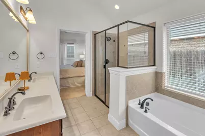 203 Cambridge Street, Waxahachie, TX 75165 - Photo 19