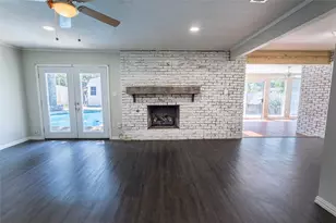 7540 Monterrey Dr, Fort Worth, TX 76112 - Photo 17