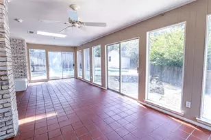 7540 Monterrey Dr, Fort Worth, TX 76112 - Photo 5