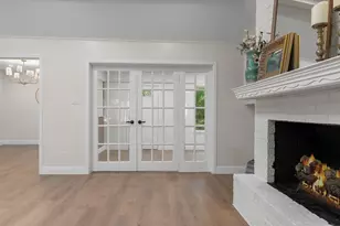 2844 Hurstview Dr, Hurst, TX 76054 - Photo 25