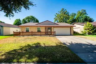 1522 Bosque Dr, Garland, TX 75040 - Photo 3