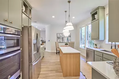 6637 Oakmont Court, Plano, TX 75093 - Photo 9