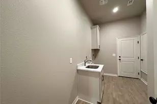 131 Lasso Loop, Lorena, TX 76655 - Photo 27