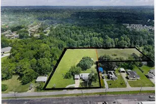 117 Moore Dr, Palestine, TX 75801 - Photo 1