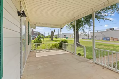 117 Moore Drive, Palestine, TX 75801 - Photo 5