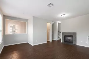 1441 Fox Run Dr, Irving, TX 75063 - Photo 3