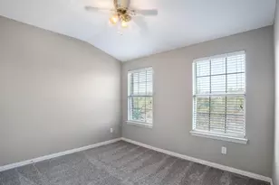 1441 Fox Run Dr, Irving, TX 75063 - Photo 27