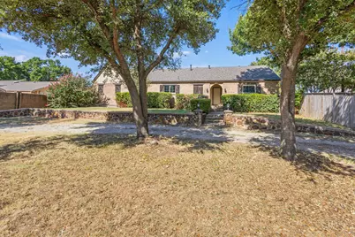 620 Oakwood Lane, Arlington, TX 76012 - Photo 33