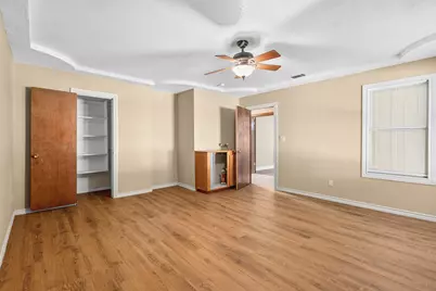 620 Oakwood Lane, Arlington, TX 76012 - Photo 9
