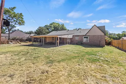 620 Oakwood Lane, Arlington, TX 76012 - Photo 27